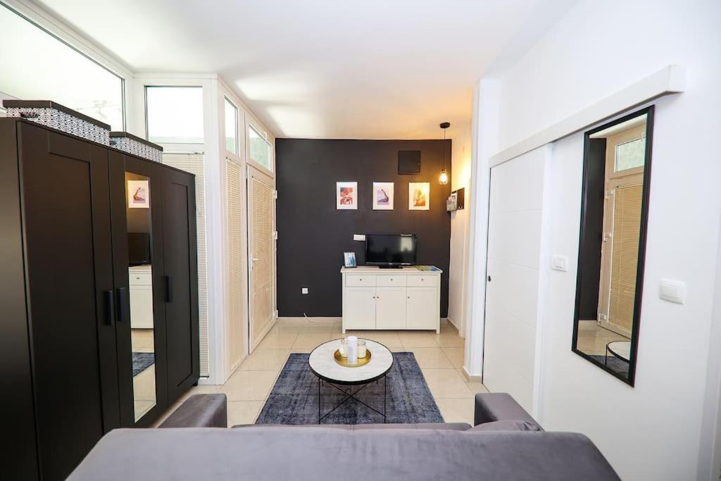 “Minipalais” Apartment In The Heart Of Zadar Exterior photo